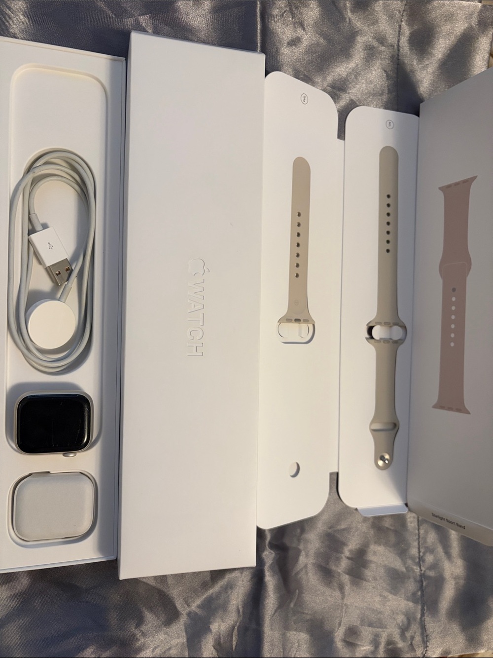 Apple Watch Series 7 with Beige Sport Band and Charger